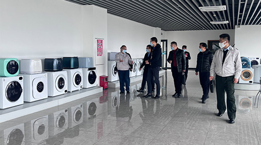 分享交流！鶴山市領(lǐng)導(dǎo)以及書記一同到訪金環(huán)電器