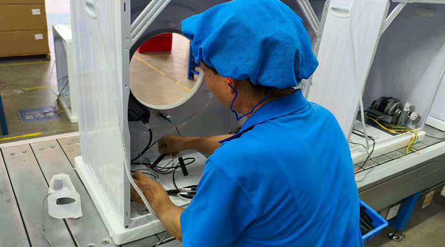 一機(jī)多能，呵護(hù)全家衣物