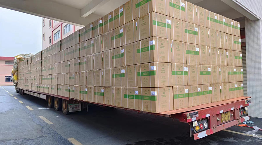 場(chǎng)面壯觀！國(guó)內(nèi)某知名品牌客戶2000臺(tái)波輪洗衣機(jī)高效裝柜完畢