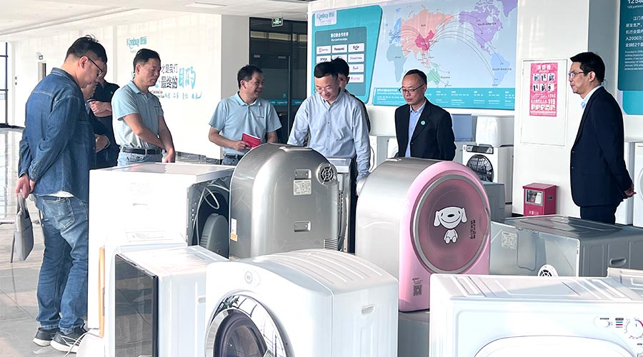 深交流 促發(fā)展！電器制造商美菱親臨金環(huán)電器參觀指導