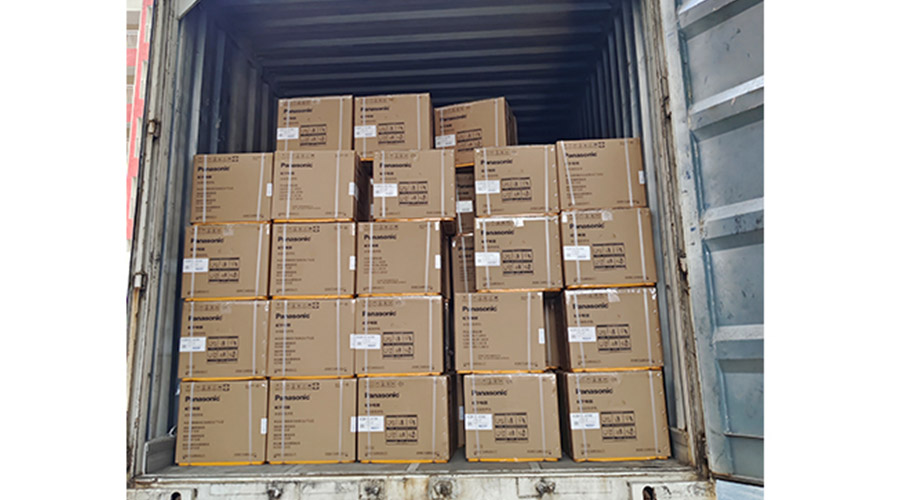 滿滿的貨物！國(guó)內(nèi)知名品牌客戶全自動(dòng)滾筒洗衣機(jī)裝柜發(fā)貨