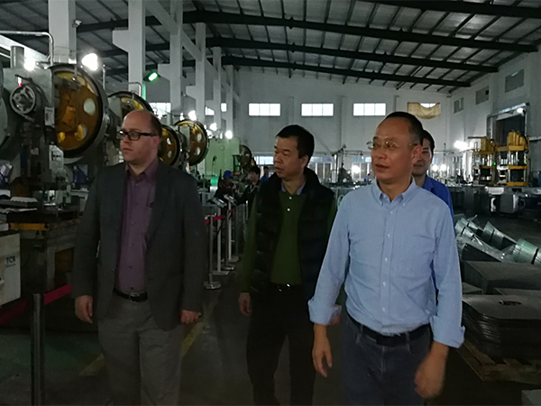 伊萊克斯領(lǐng)導(dǎo)廠工廠 伊萊克斯領(lǐng)導(dǎo)廠工廠