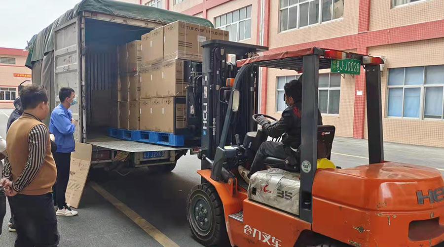 加急生產順利出貨！緩解客戶節(jié)后衣服干衣機庫存不足問題